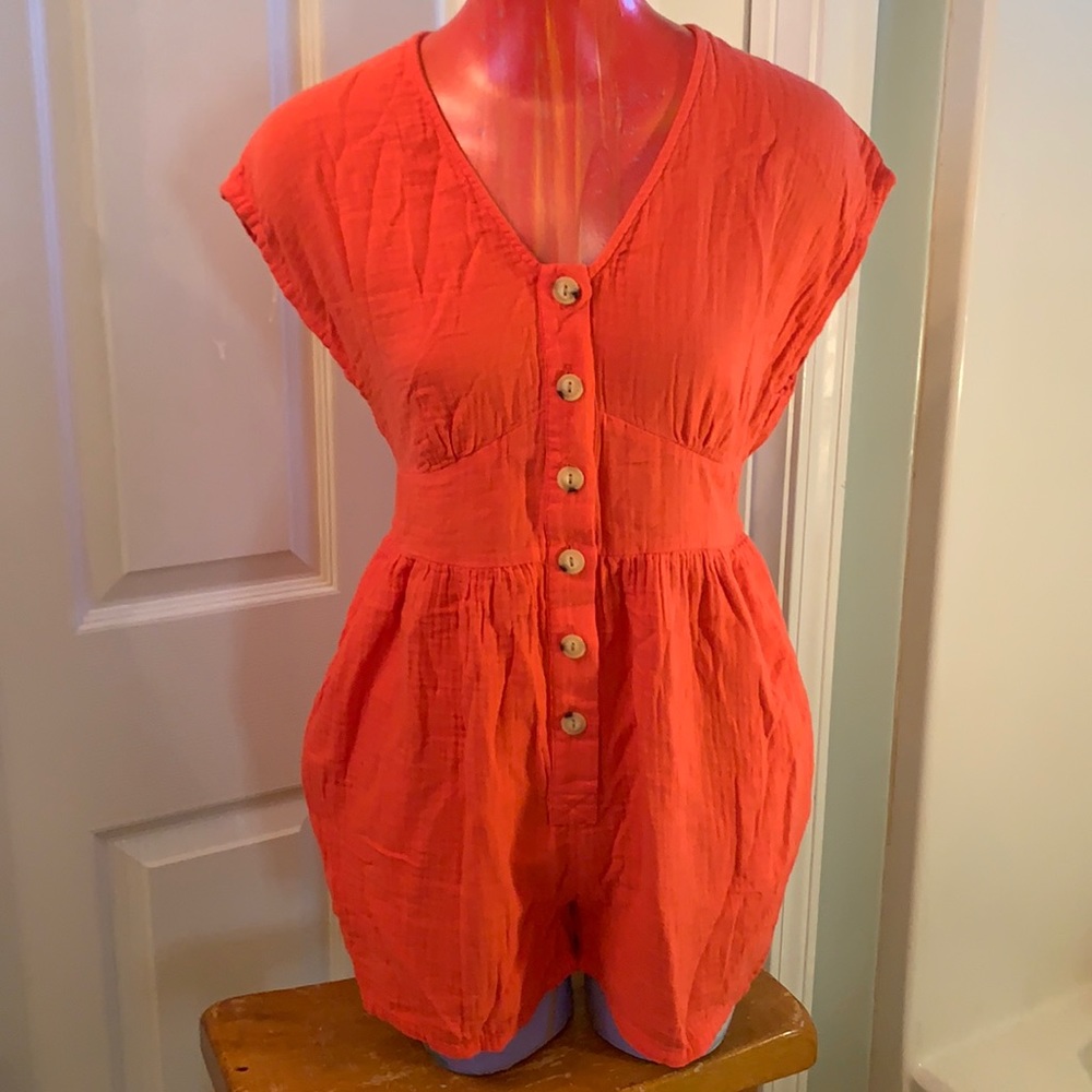 Coral Romper w/ DEEP POCKETS!
